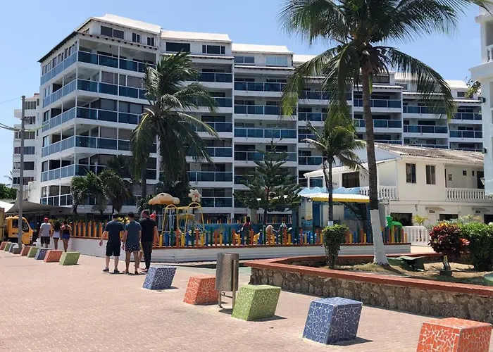 Apartamentos Bay Club By Top Location