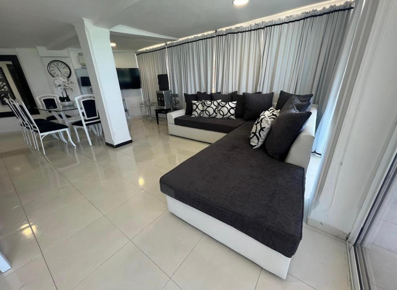 Bay Club By Top Location *